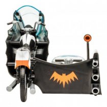 MCF15709 Batcycle With Sidecar - Batman 66 - DC Retro Action Figure
